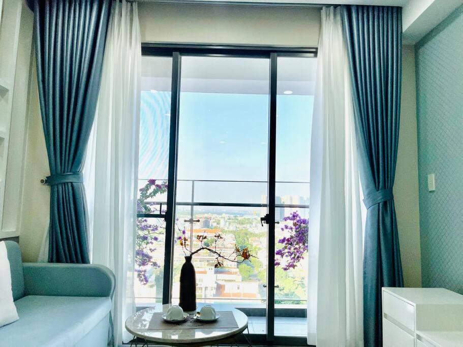 Căn hộ Two Bedroom Happy *